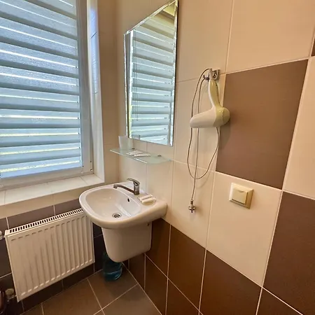 Nocleg ze śniadaniem Вілла Східниця